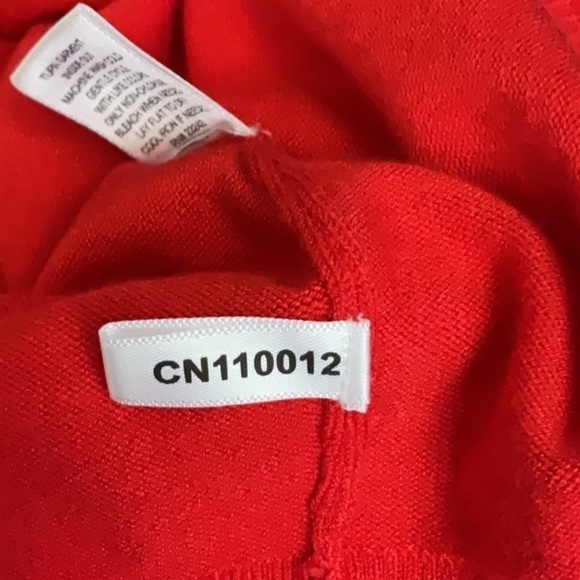 New York & Company 7th Avenue Design Studio Scooped Neck Sweater - Picture 10 of 11